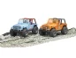 Mobile Preview: Bruder Jeep Cross Country Racer blau mit Rennfahrer